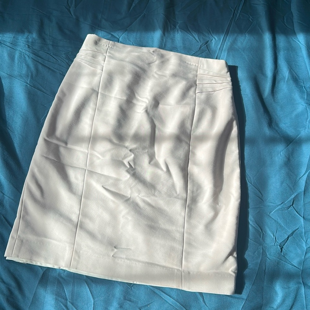 Express off white pencil skirt